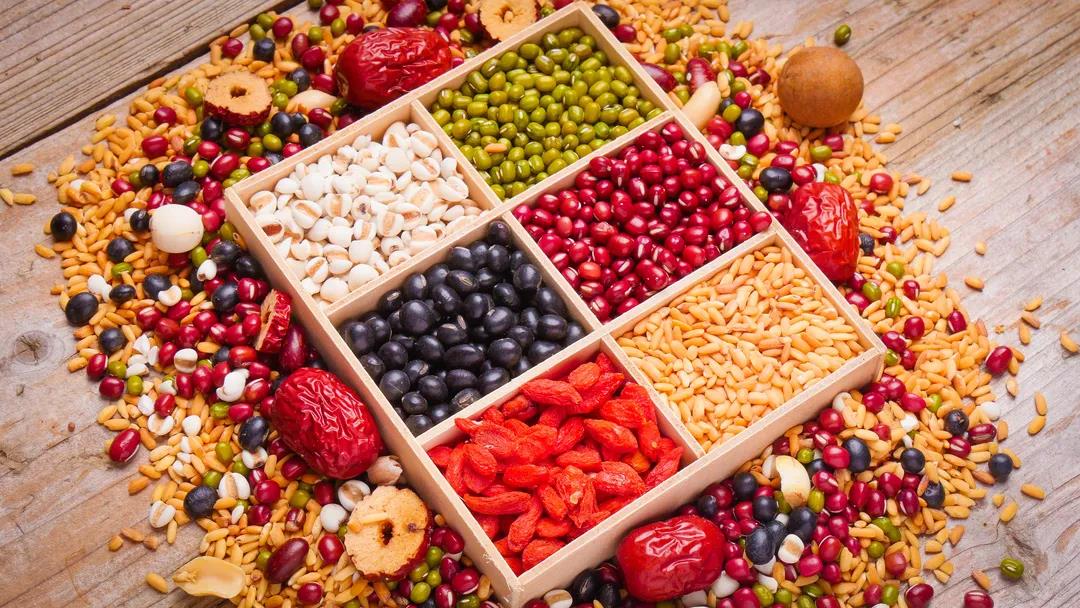 【綠色好心情】冬季養(yǎng)生該怎么吃？